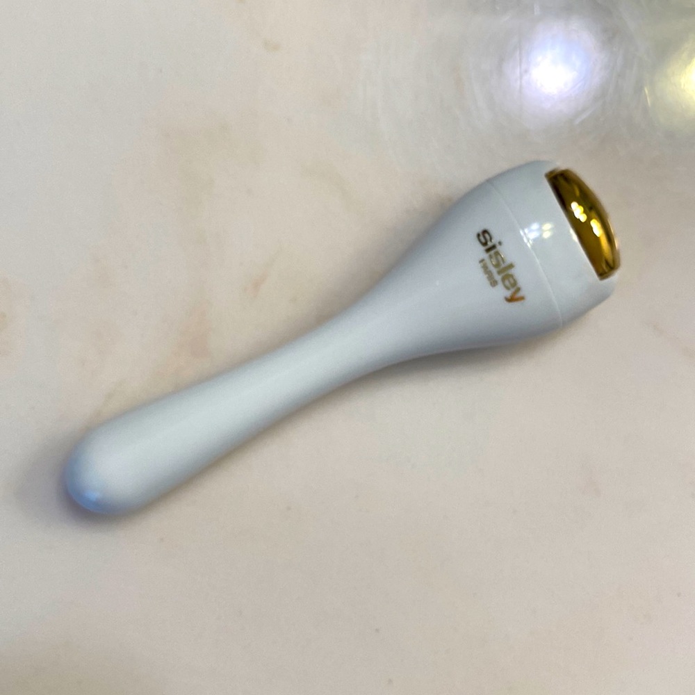 Authentic Sisley Paris Eye And Face Roller Massager
